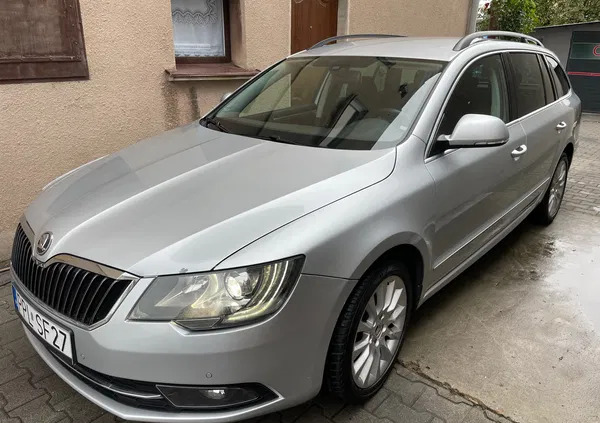 skoda superb poniatowa Skoda Superb cena 39990 przebieg: 271085, rok produkcji 2014 z Poniatowa